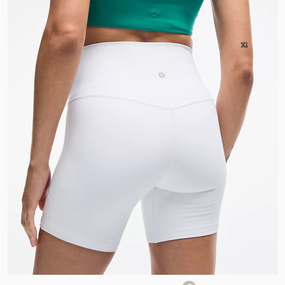 Lululemon Athletica White Biker align shorts